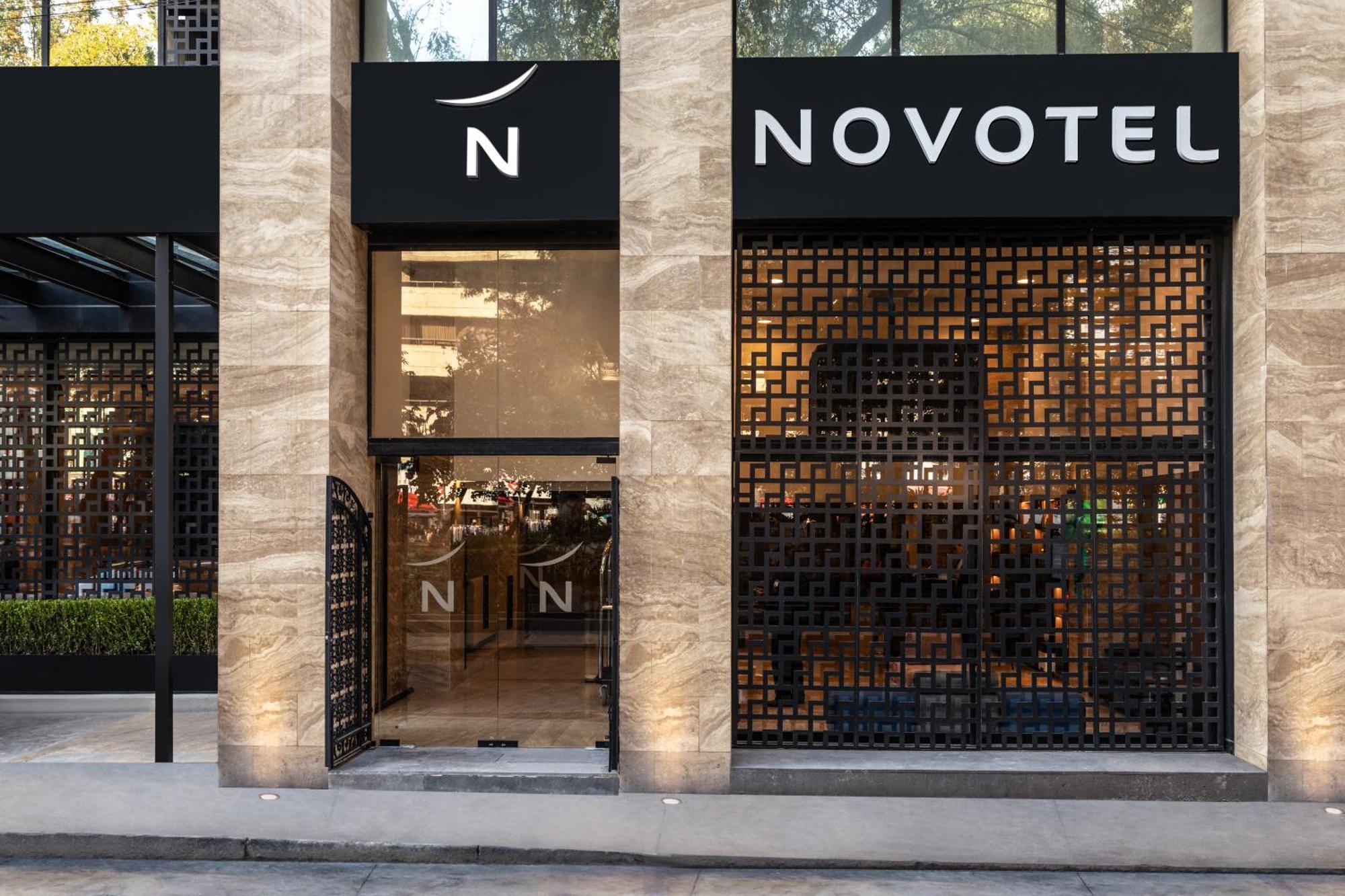 Novotel Mexico City Centro Historico Екстериор снимка
