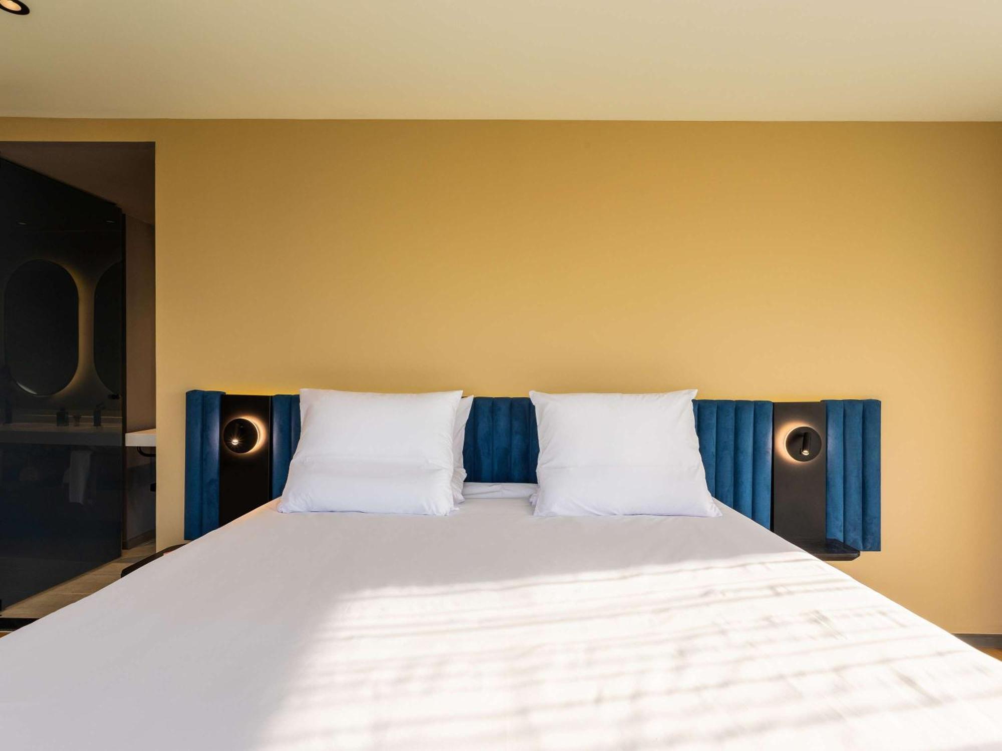 Novotel Mexico City Centro Historico Екстериор снимка