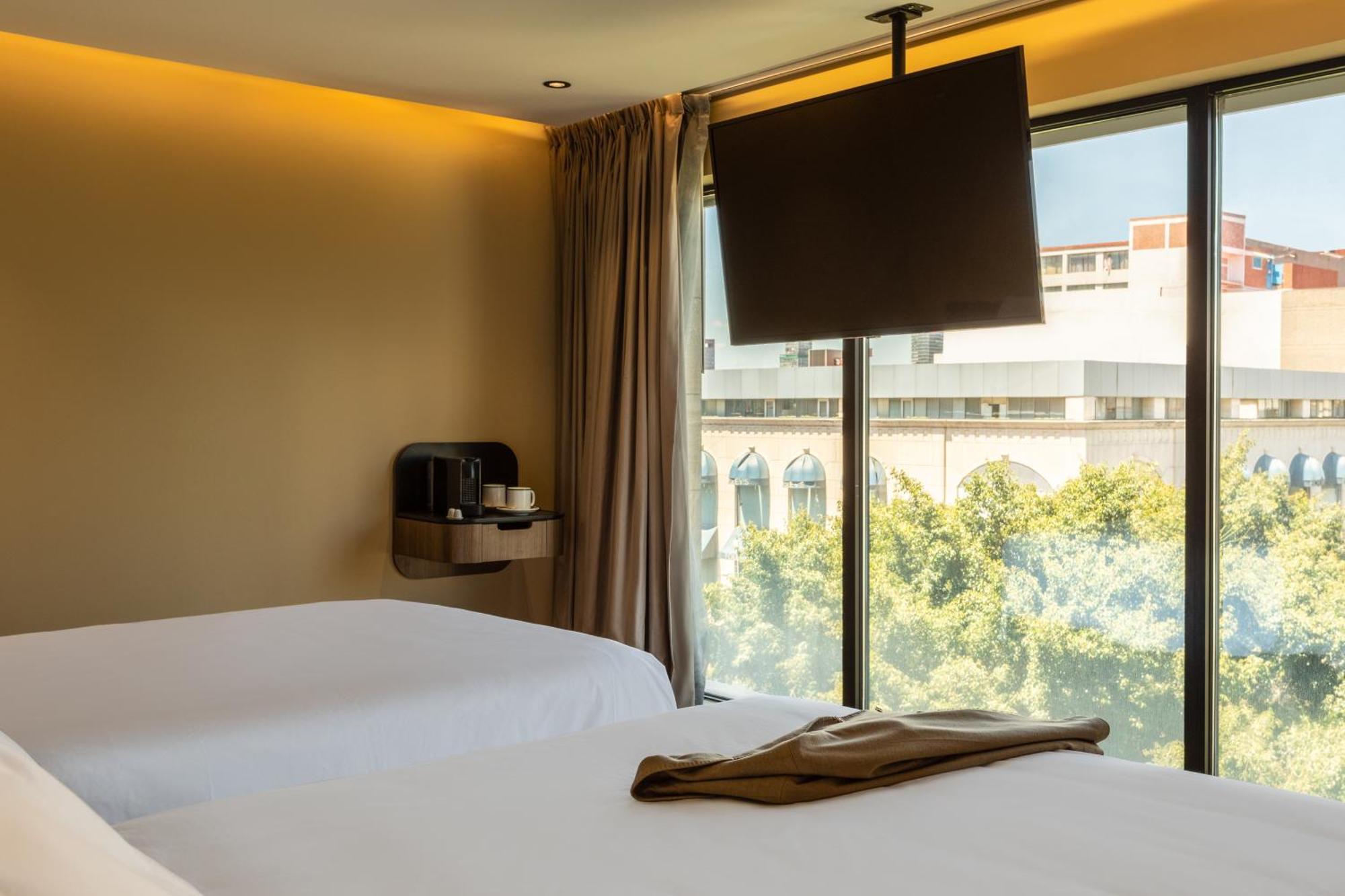 Novotel Mexico City Centro Historico Екстериор снимка